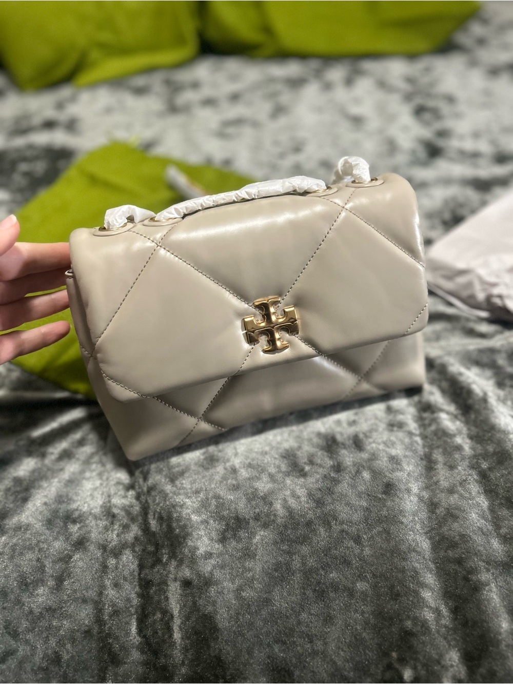 Tory Burch Kira Diamond Quilt Small convertible shoulder bag in Light Stone